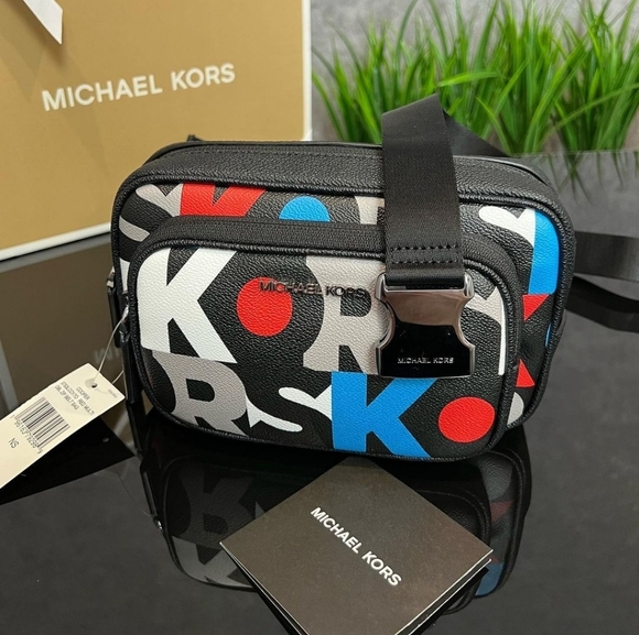 🎁Belt bag Michael kors original brand new with tag - Picture 2 of 8